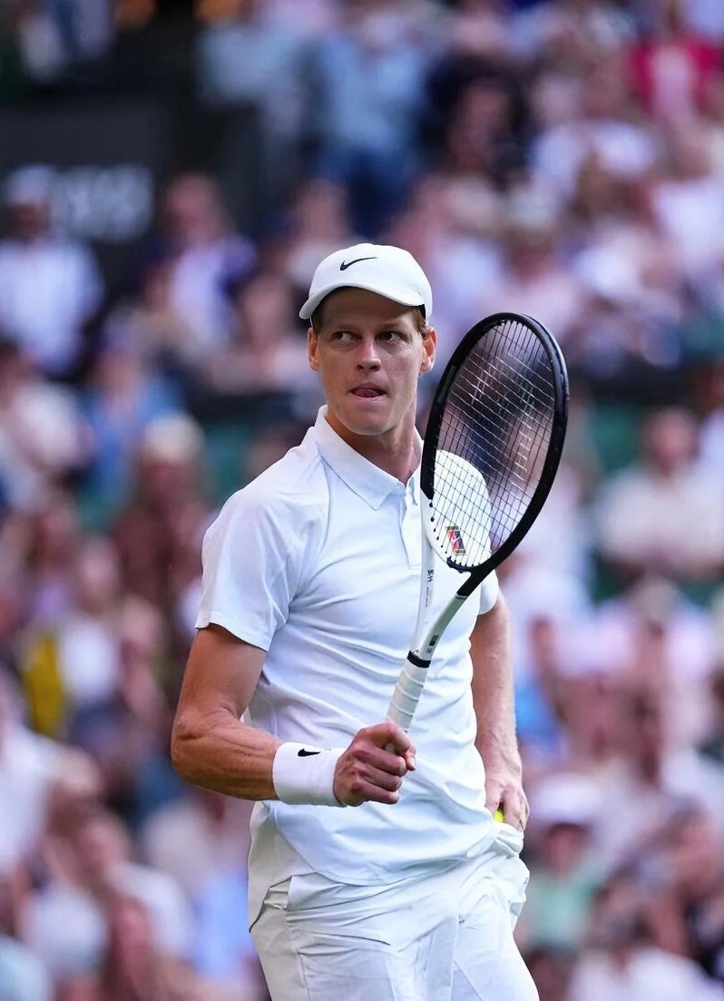 拉沃尔杯险胜美网，辛纳统治全场