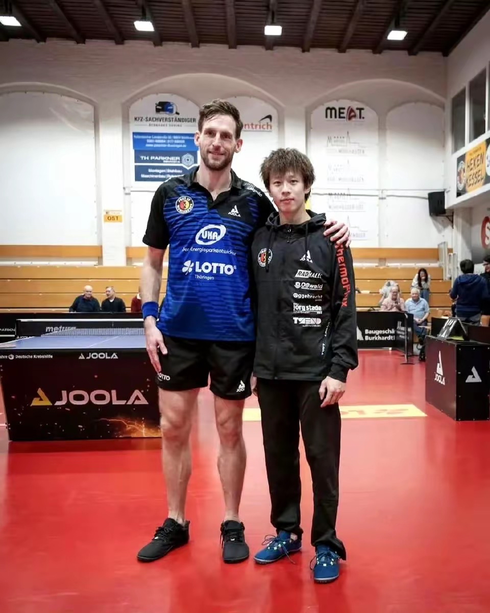 奥地利队逆转瑞典队,林高远点燃赛场 奥地利队逆转瑞典队,林高远点燃赛场