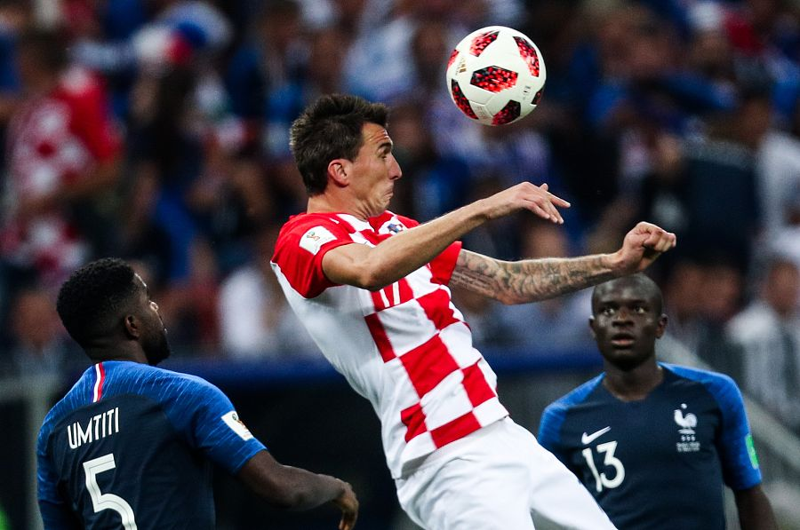 法国队横扫瑞典队，奥恰洛夫扛起全队