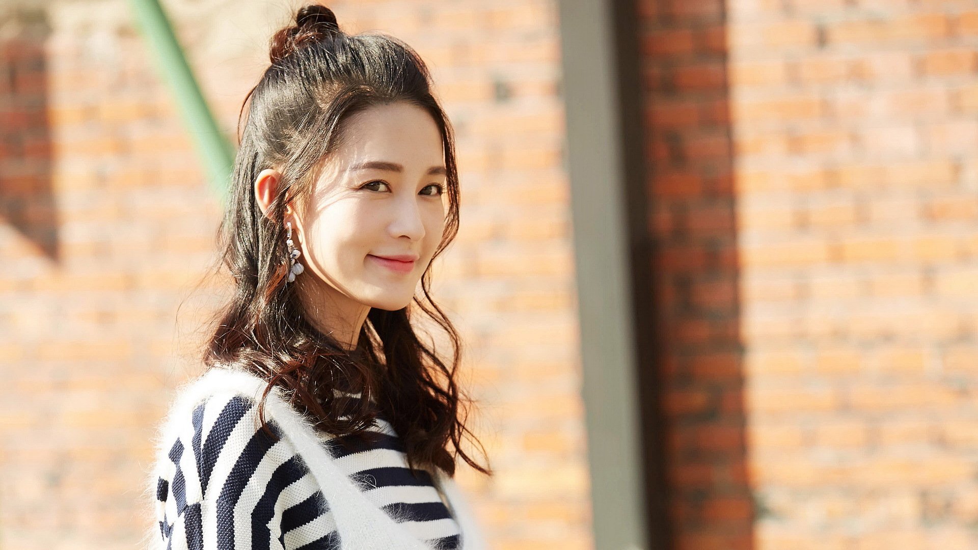 开云体育官网-法老之鞭与狮吼的沉默，金玟哉的封神之役，如何将英格兰锁死在美加墨的沙漠