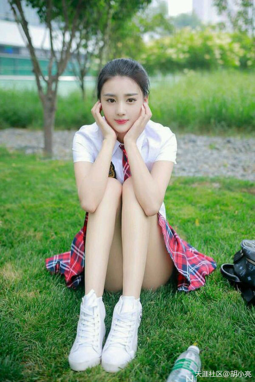 无名者与传奇，当厄瓜多尔少年与本泽马共享同一道舞台追光